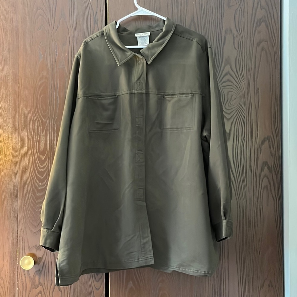 White Stag Olive green heavyweight jacket/blouse. Size 26W